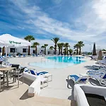 Panorama Adults Only *